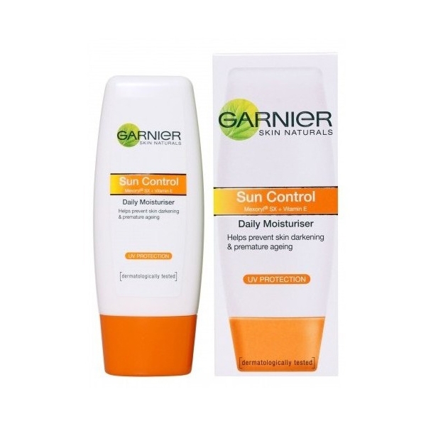 Garnier Sun Control Daily Moisturiser with SPF 15 UVA+