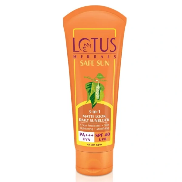 Lotus Herbals Safe Sun 3-In-1 Matte Look Daily Sunblock PA+++ Spf 40 Size: 100gm