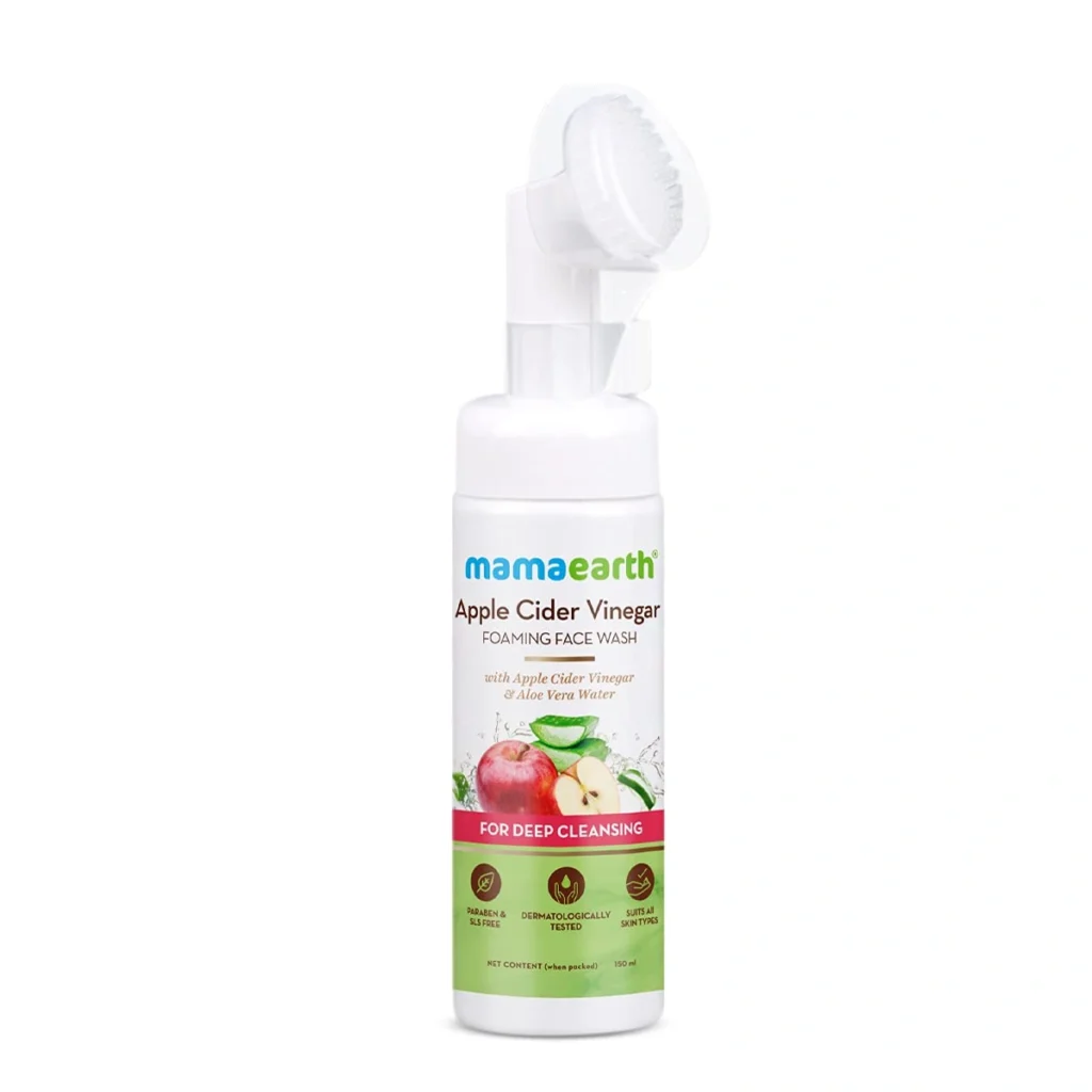 Mamaearth Apple Cider Vinegar Foaming Face Wash with Apple Cider Vinegar and Aloe Vera Water for Deep Cleansing Size: 150ml